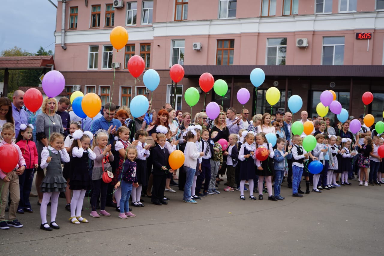 Первоклашки на Коломенском заводе 